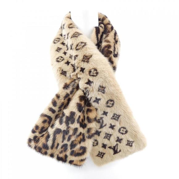 LOUIS VUITTON Brown Scarf - Picture 1 of 4
